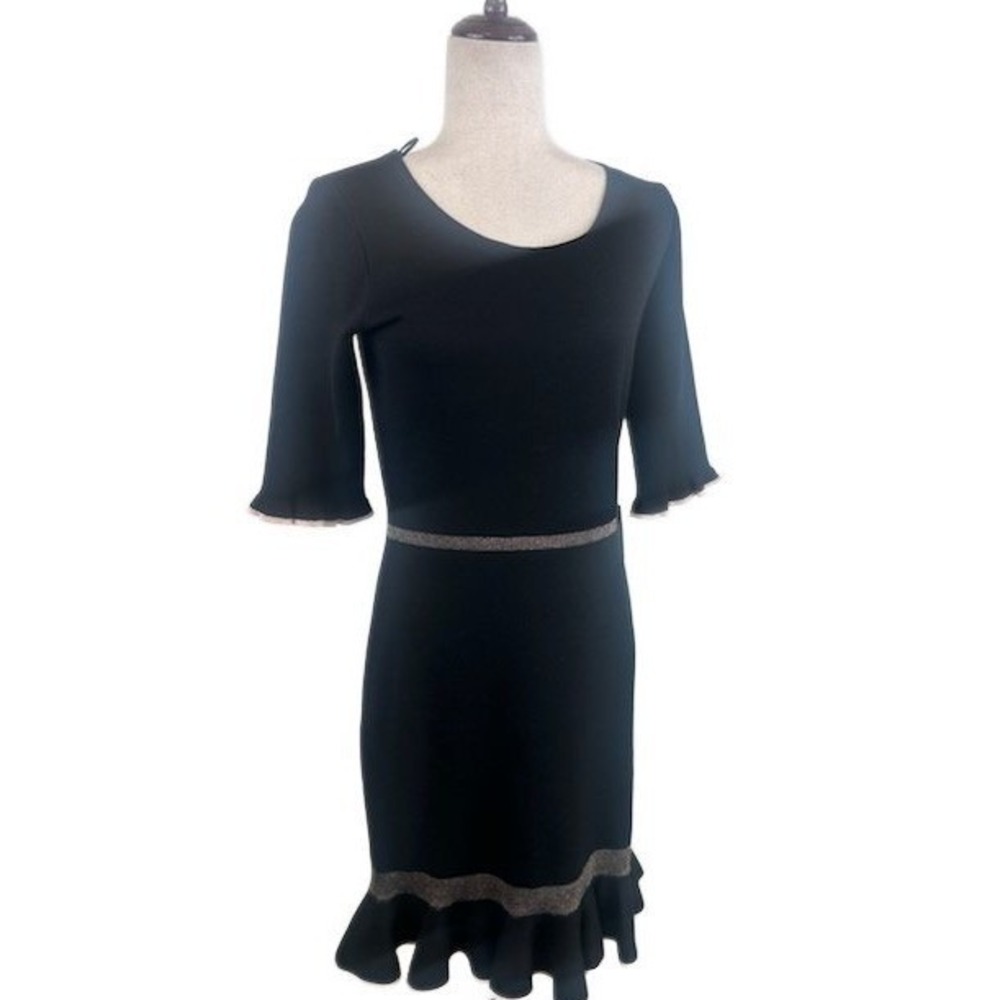 NEW Taylor Sheath Dress Women's Size Medium Black Knit Ruffle‎ Hem